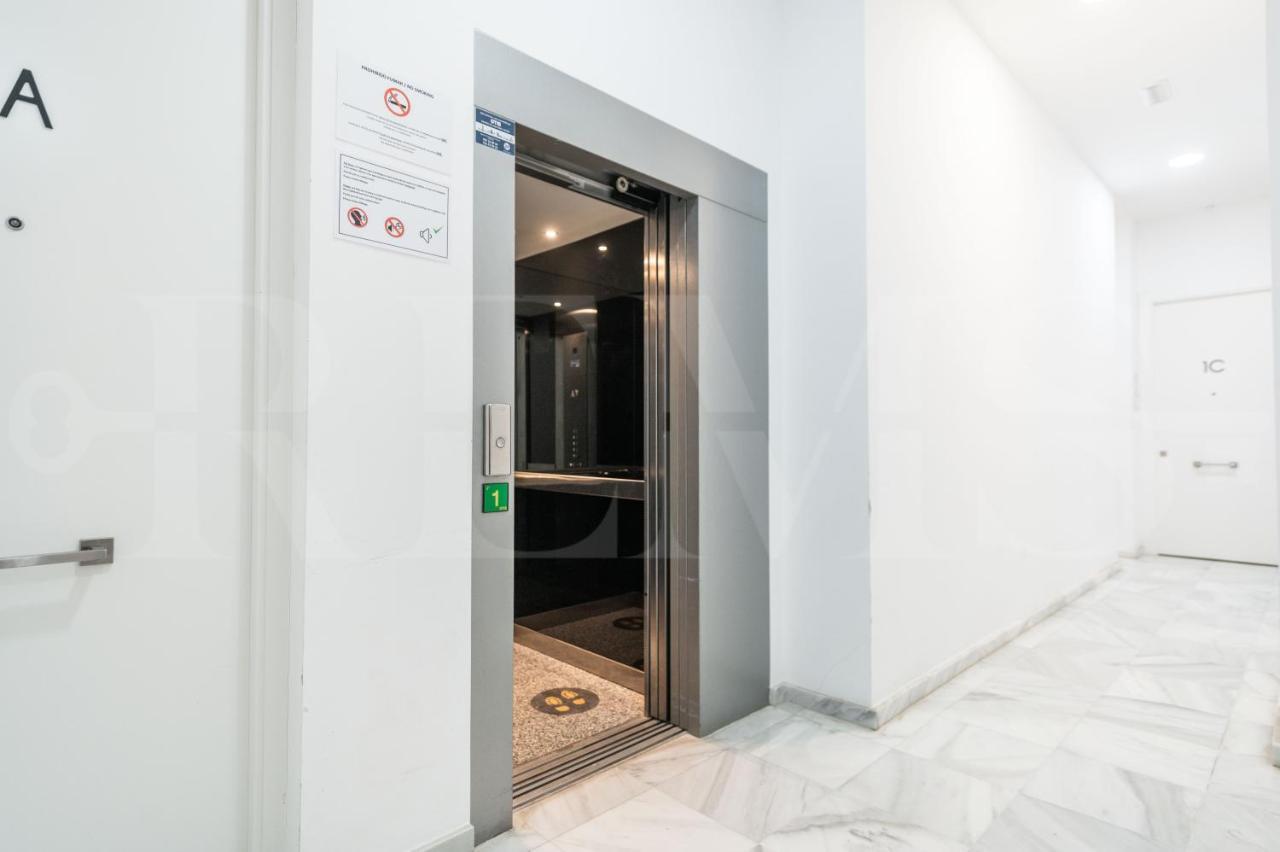 Elegant Studio In The Heart Of Malaga By Rems Esterno foto